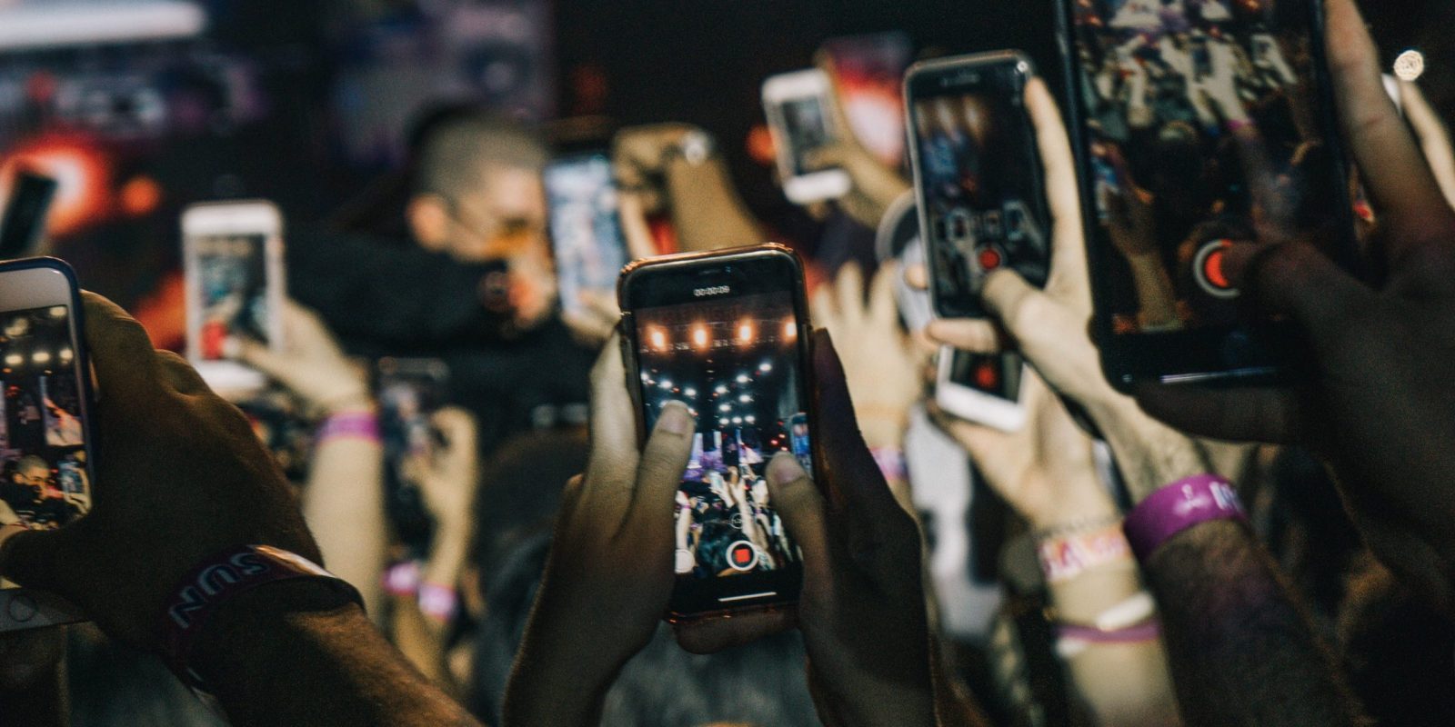 How to Grow Your Instagram & Facebook Audience Fast